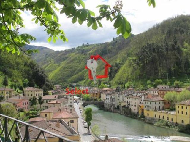 Casa semindipendente in vendita a Ponte a Serraglio Bagni di Lucca Rif: 1310708