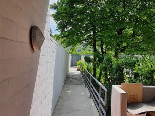 Casa semindipendente in vendita a Parma