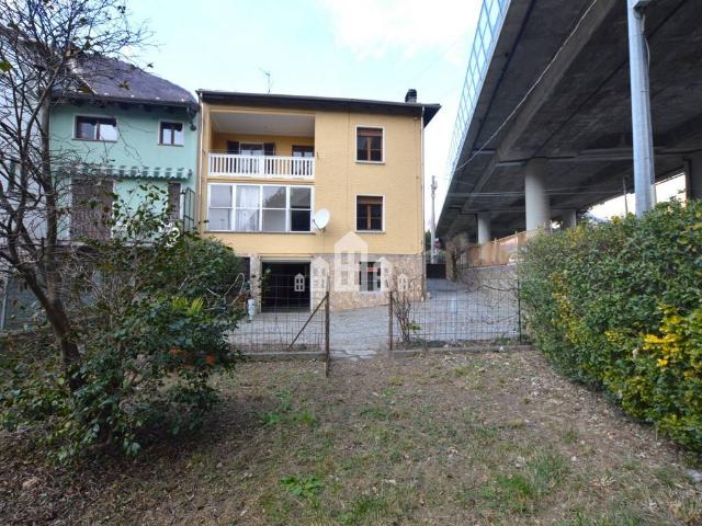 Casa semindipendente in vendita a Quincinetto