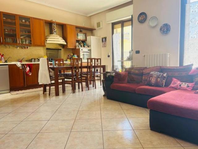 Casa Semindipendente in vendita a Ragusa, Beddio