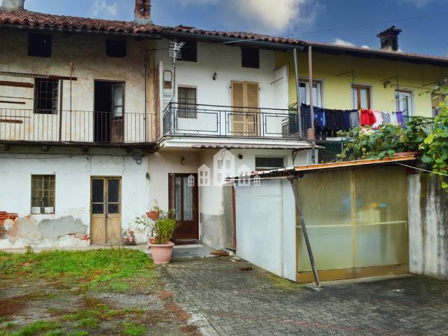 Casa semindipendente in vendita a Rivarolo Canavese, Pasquaro