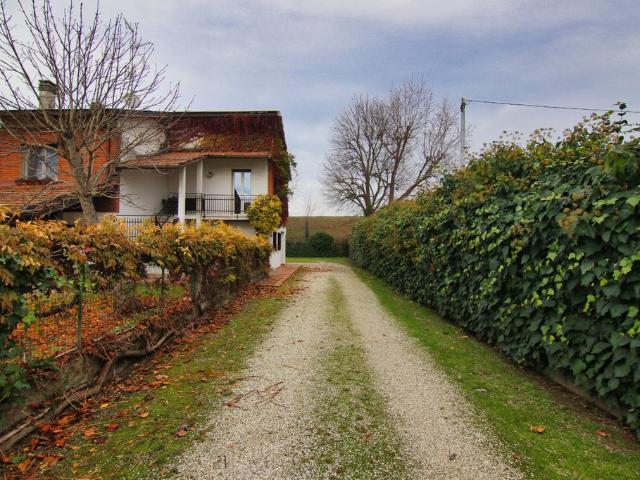 Casa Semindipendente in vendita Via Mulini Rangoni 43, Bomporto, Emilia Romagna
