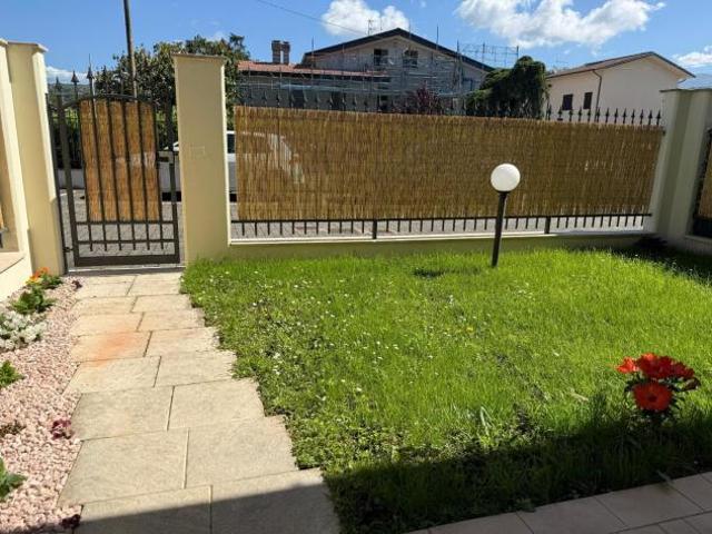 Casa semindipendente in affitto a Caniparola Fosdinovo 70 mq Rif: 1413559