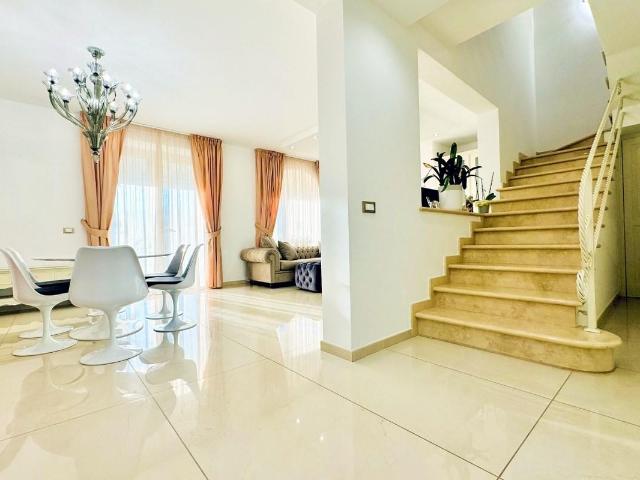 Casa semindipendente in affitto Lido Di Camaiore, Camaiore