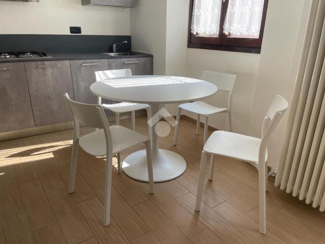 Casa semindipendente in affitto