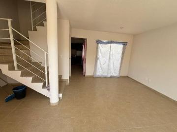 Casa seminueva en Hidalgo Real de Castilla con 3 habitaciones