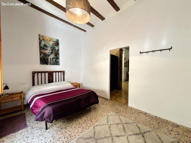 CASA SEÑORIAL CON ENCANTO EN CASTELLÓ DE RUGAT
