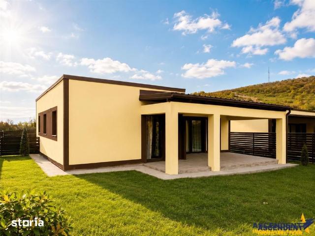 Casa singura in curte, Zizin, Tarlungeni, Brasov