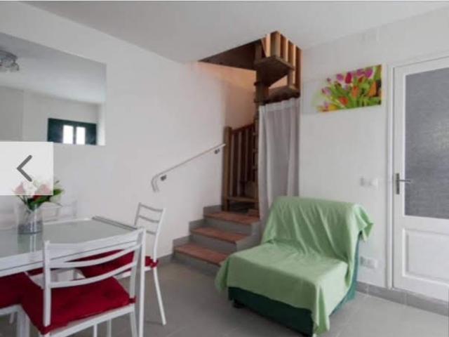 Casa singola in Affitto a Ameglia
