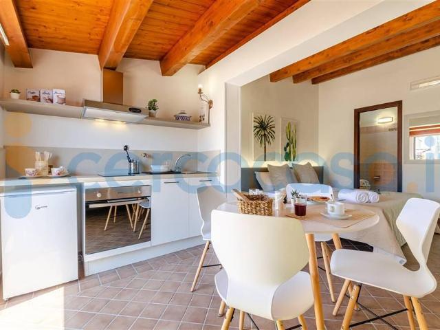 Casa singola in affitto in Via Umberto I 89, Roccalumera