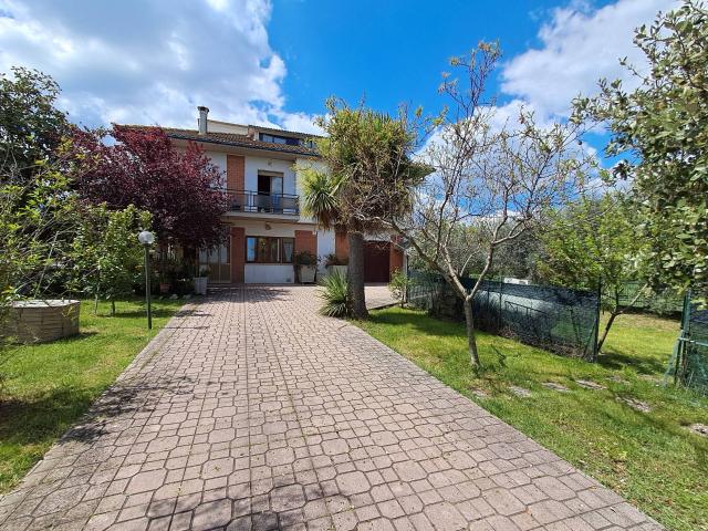 Casa singola in vendita a Maltignano