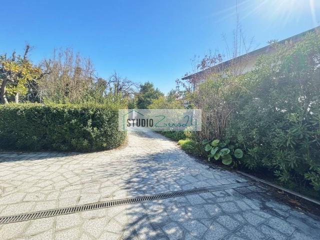 Casa singola in vendita a Massa, Ronchi