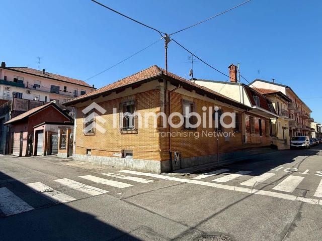 Casa singola in vendita a Nichelino