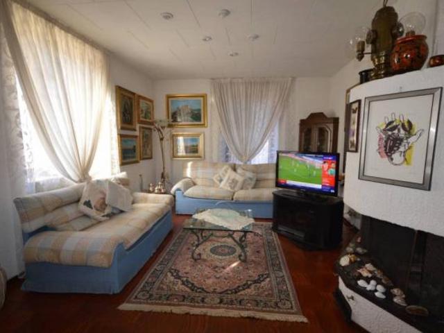Casa singola in vendita a Aulla 260 mq Rif: 1018411
