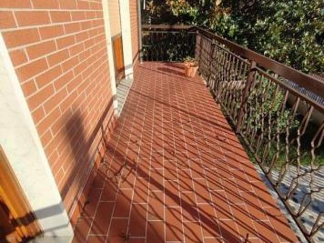 Casa singola in vendita a Avenza Carrara 250 mq Rif: 1326925