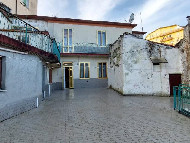 Casa singola in vendita a Ariano Irpino, via guardia