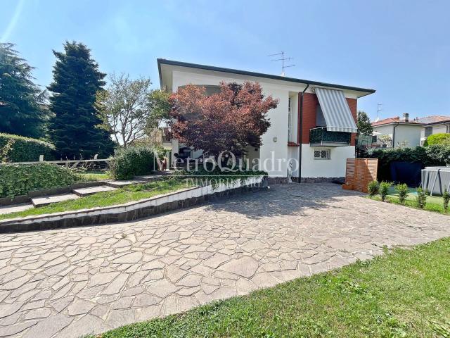 Casa singola in vendita a Bellusco