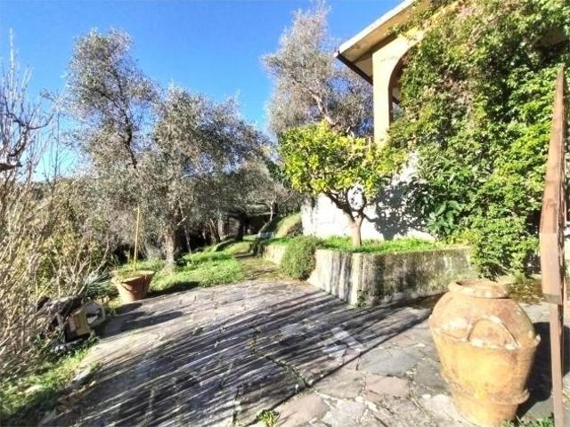 Casa singola in vendita a Casano Luni 100 mq Rif: 1405466