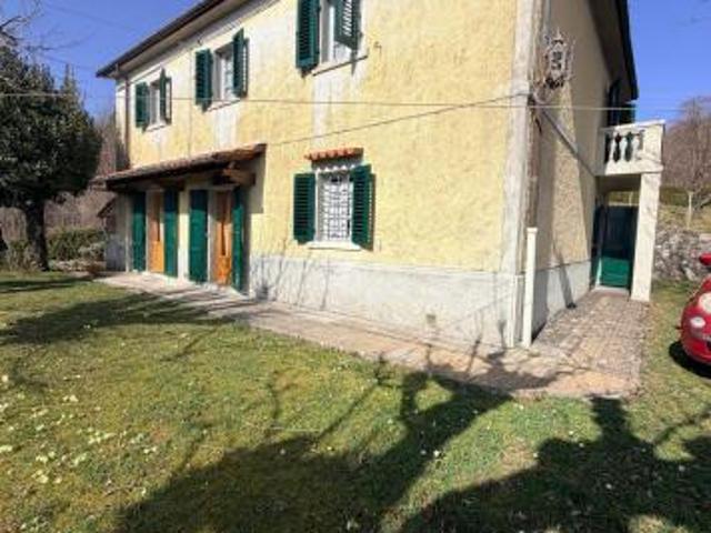 Casa singola in vendita a Cassarese Pistoia 170 mq Rif: 1399626