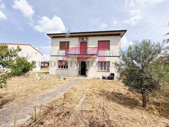 Casa singola in vendita a Castelmassa