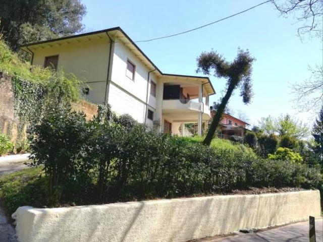Casa singola in vendita a Carrara 230 mq Rif: 959555