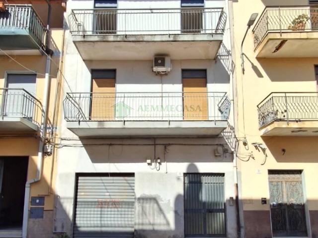 Casa singola in vendita a Catania, Via Leucatia via del Bosco