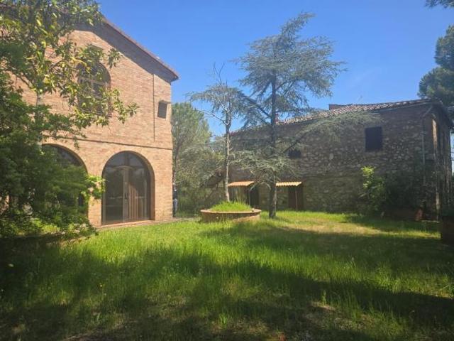 Casa singola in vendita a Chiusdino 310 mq Rif: 1411561
