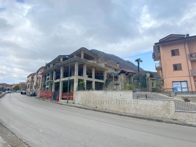 Casa singola in vendita a Contrada
