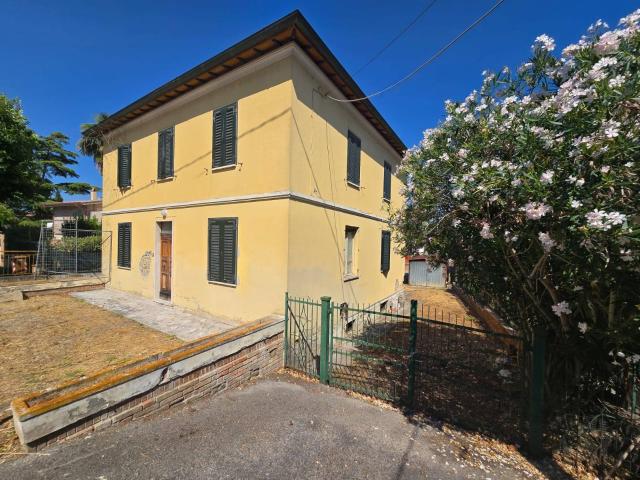 Casa singola in vendita a Deruta