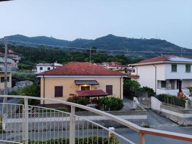 Casa singola in vendita a Fossone Carrara 100 mq Rif: 1418448