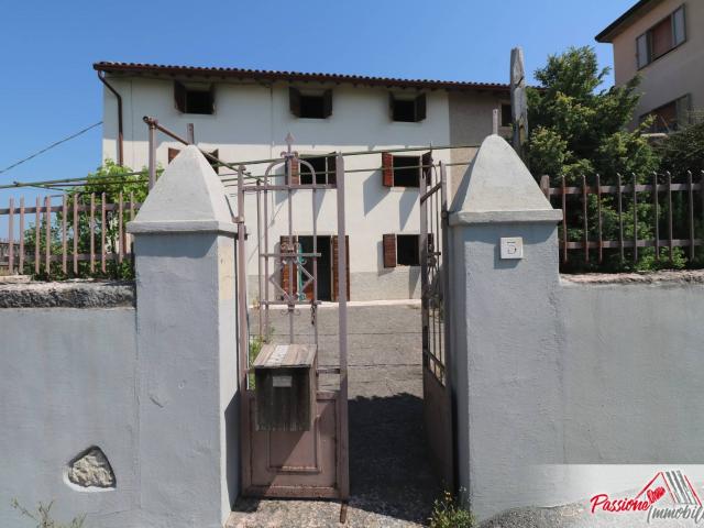Casa singola in vendita a Grezzana, Azzago