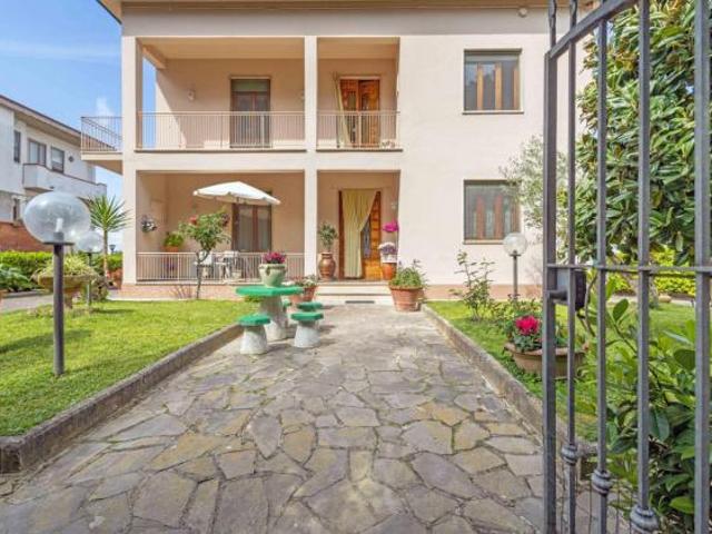 Casa singola in vendita a La Rotta Pontedera 220 mq Rif: 1411529