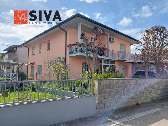 Casa singola in vendita a Ravenna, San Biagio