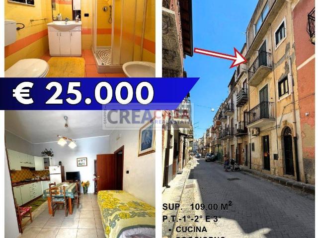 Casa singola in vendita a Riesi