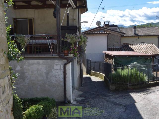 Casa singola in vendita a Roccafluvione