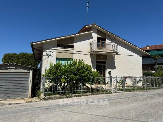 Casa singola in vendita a Sant'Elpidio a Mare, Casette d'Ete