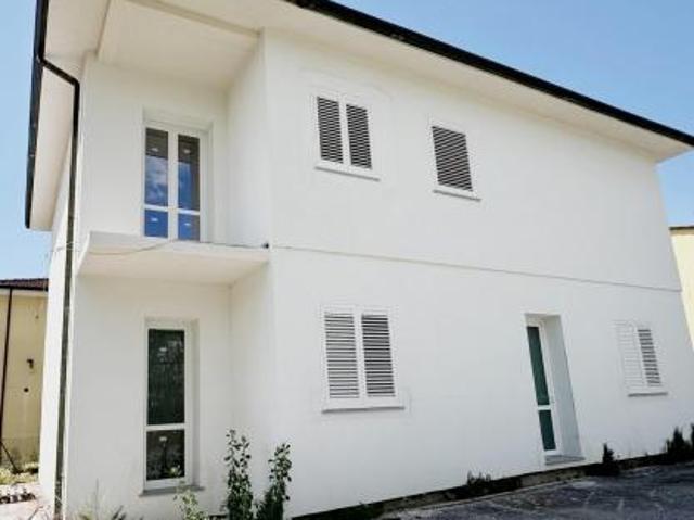 Casa singola in vendita a Segromigno In Monte Capannori 200 mq Rif: 1419140