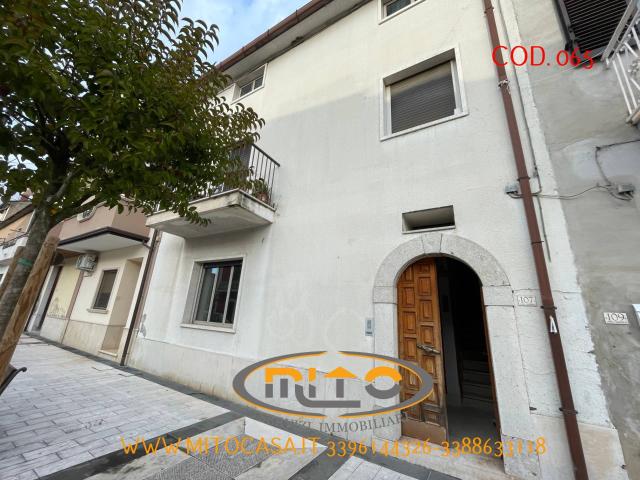 Casa singola in vendita a Telese Terme