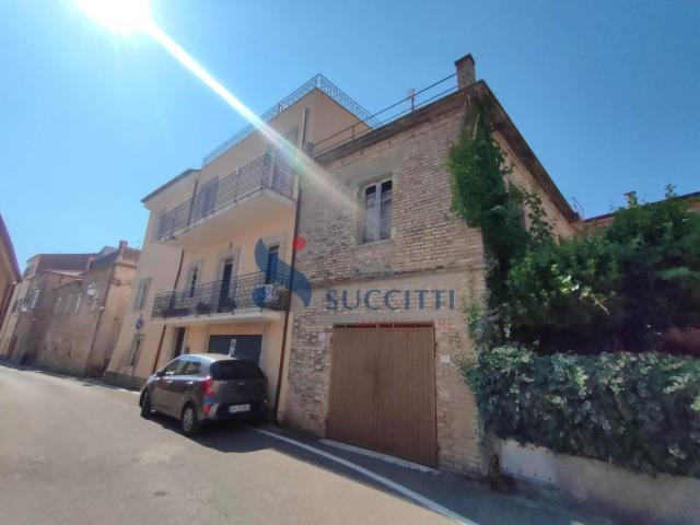 Casa singola in vendita a Tortoreto, Tortoreto Alta 245m² Tortoreto