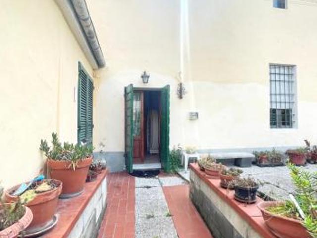 Casa singola in vendita a Uliveto Terme Vicopisano 230 mq Rif: 1444597