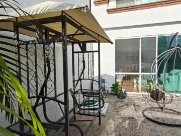 CASA SOLA CON ALBERCA ZONA NORTE