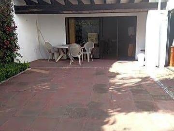 CASA SOLA EN VENTA EN FRACCIONAMIENTO EN ZONA NORTE DE CUERNAVACA PRIVADA ZAMORA COLONIA MARAVILLAS