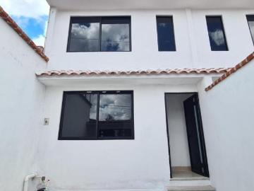 Casa sola en venta en Fraccionamiento FSTSE 2000, San Cristóbal de las Casas, Chiapas