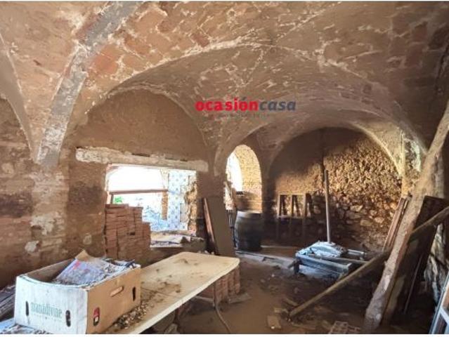 CASA SOLAR A LA VENTA EN LA ZONA DE PEÑARROYA