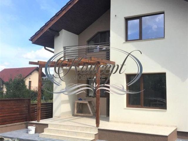 Casa spatioasa cu gradina privata aproape de strada Campului