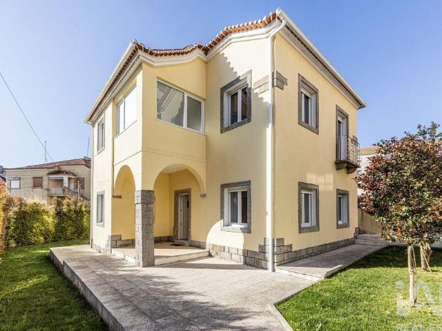 Casa T4 em Agualva E Mira Sintra de 230,00 m²