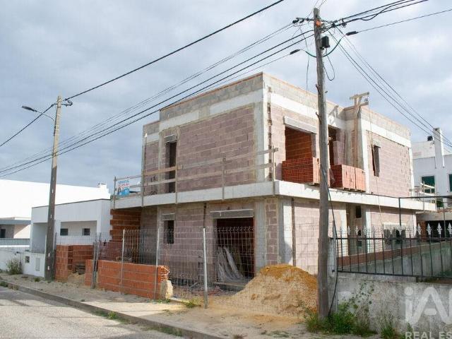 Casa T4 em Amora de 149,00 m² 149m² Amora
