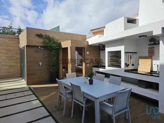 Casa T4 em Cascais e Estoril de 270,00 m²