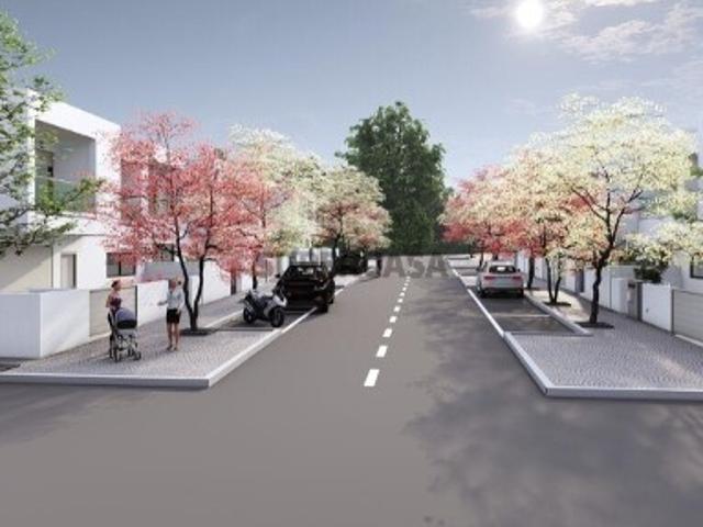 Casa T4 em Luz de 187,00 m²