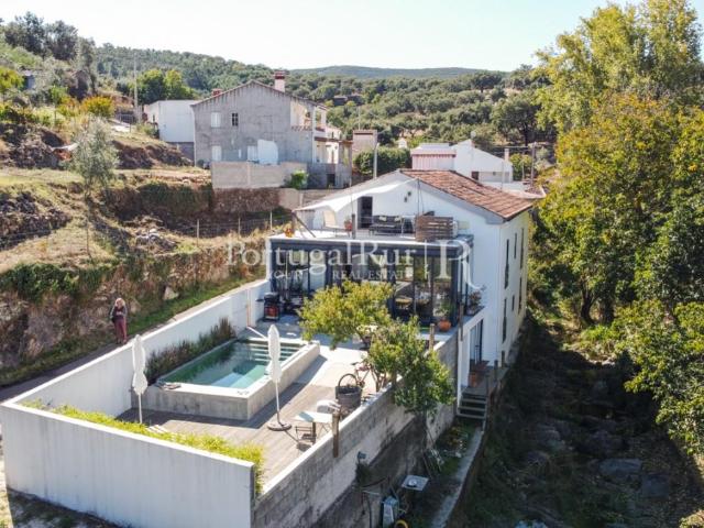 Casa T5 com piscina e magnificas vistas 200m² Santa Maria De Marvão
